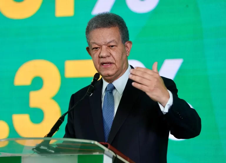 Leonel Fernández: Gobierno debe realizar mesa de diálogo con sectores productivos tras aranceles