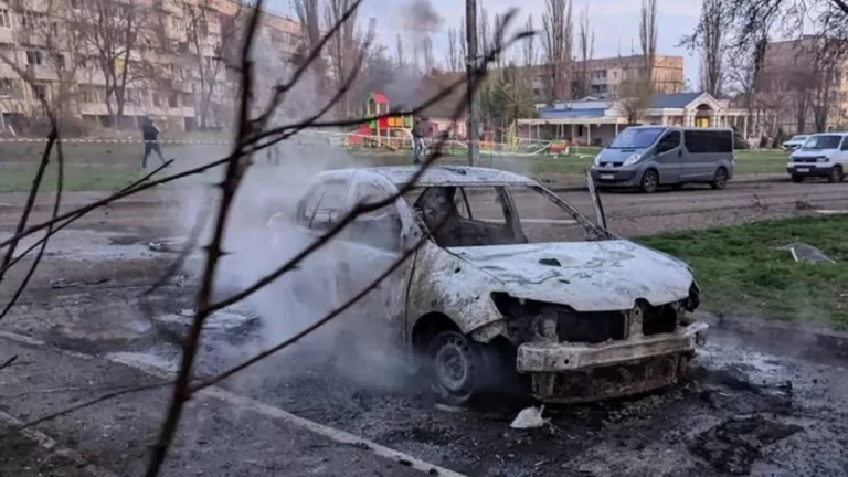 Rusia apunta contra la ciudad natal de Zelensky: 19 muertos, 9 de ellos niños