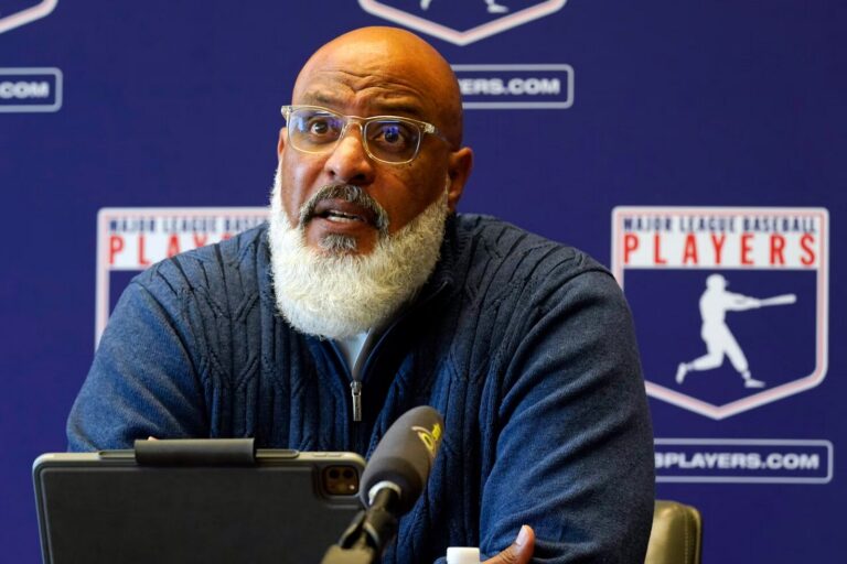 Terremoto en MLB: Tony Clark renuncia al sindicato bajo investigación federal.