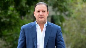 Abel Martínez pide excluir su nombre del proceso aprobado por el Comité Político y reafirma su proyecto 2028