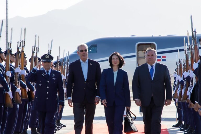 Presidente Abinader llegó a Chile para la investidura del presidente José Antonio Kast